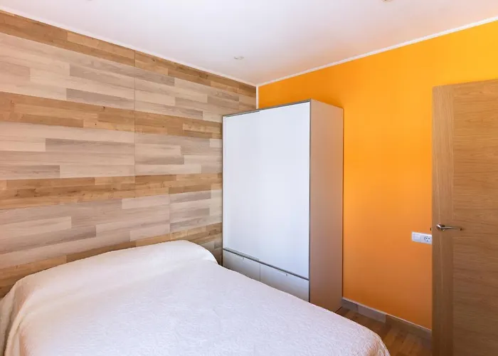 Housingleon - Casa Nueva A 400 Metros De La Plaza Mayor