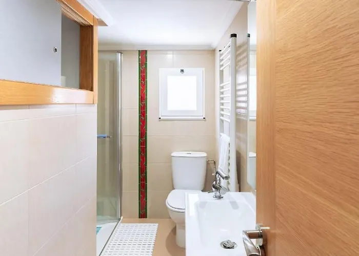 Housingleon - Casa Nueva A 400 Metros De La Plaza Mayor León