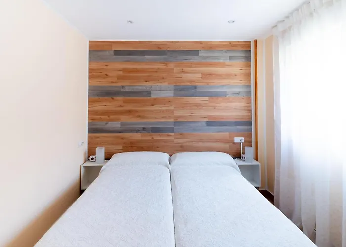 Housingleon - Casa Nueva A 400 Metros De La Plaza Mayor Lejlighed